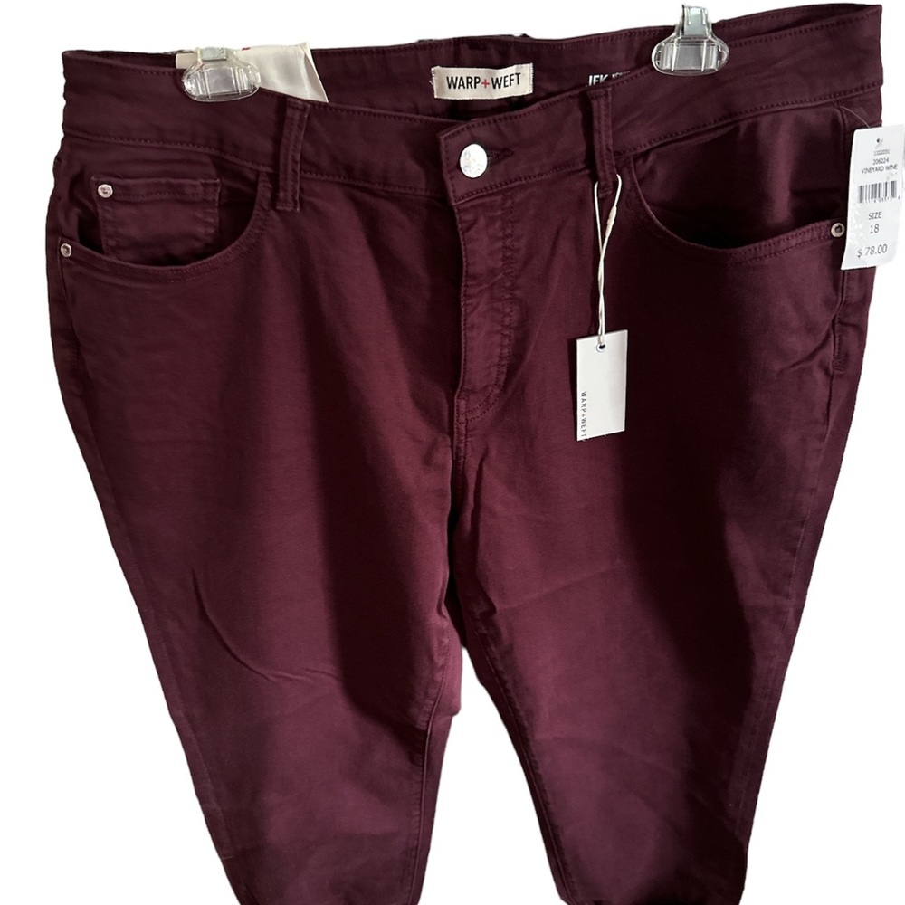 NWT warp + weft wine nyc capris pockets so cute size 18 nice stretch jfk capris